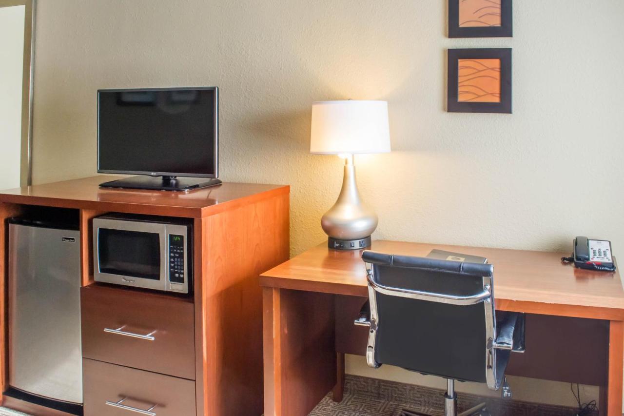 Comfort Inn Mayfield Heights Cleveland East Екстериор снимка