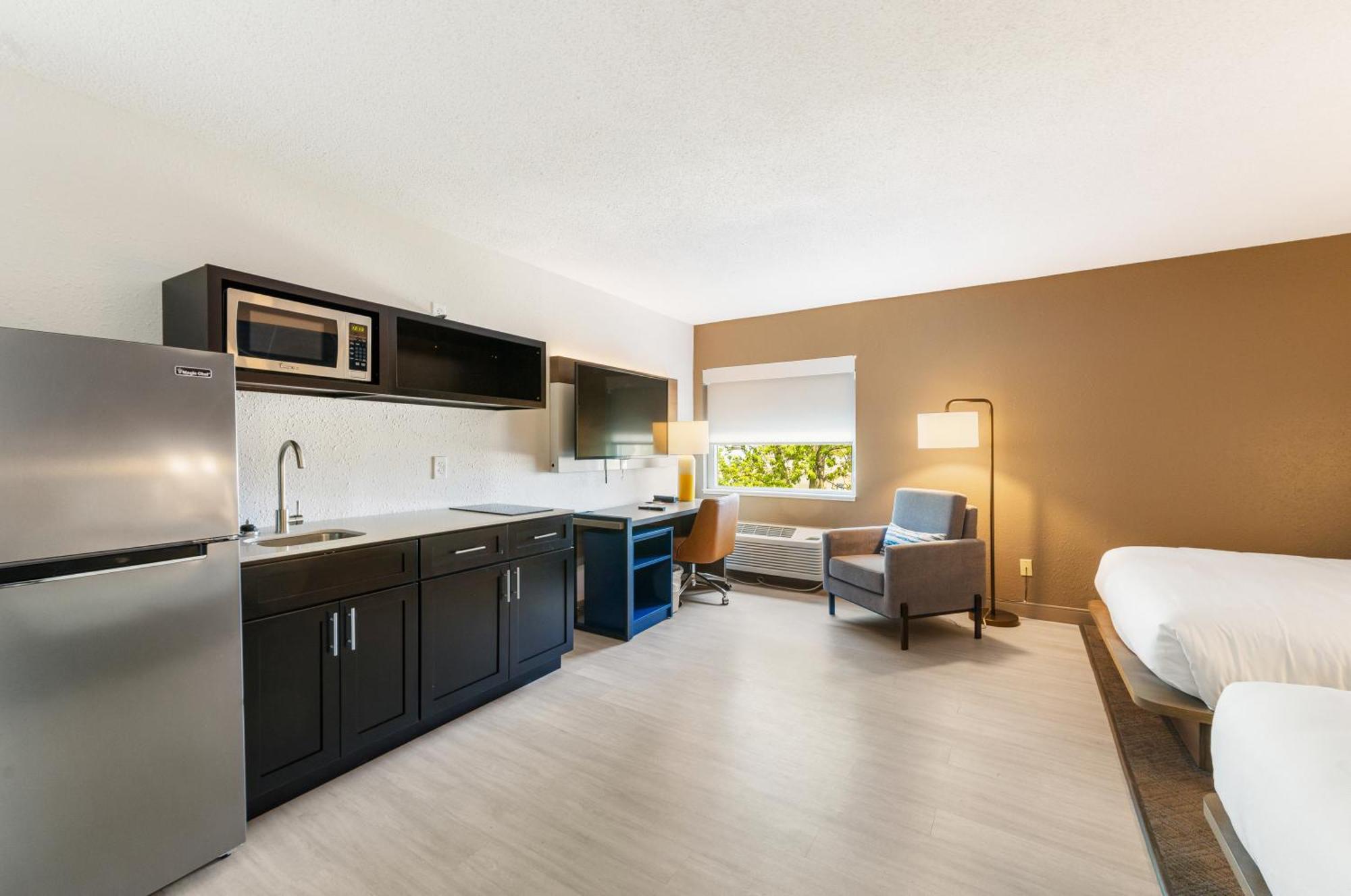Comfort Inn Mayfield Heights Cleveland East Екстериор снимка