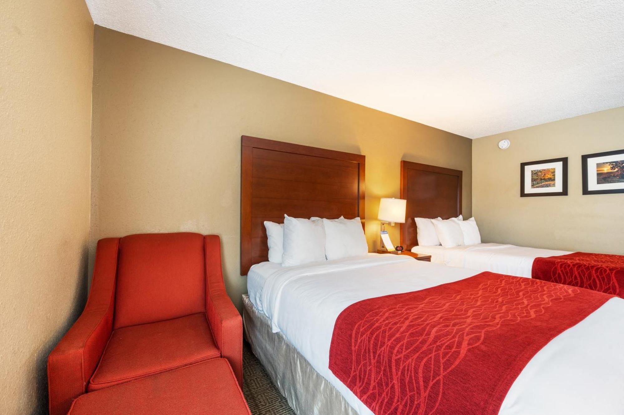 Comfort Inn Mayfield Heights Cleveland East Екстериор снимка